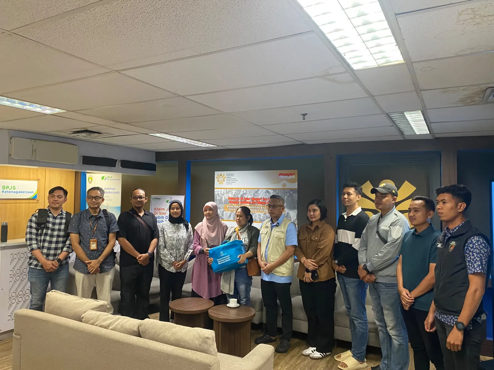 BP3MI Banten Fasilitasi Pekera Migran Korban TPPO Asal Cianjur yang Berhasil Dipulangkan dari Libya